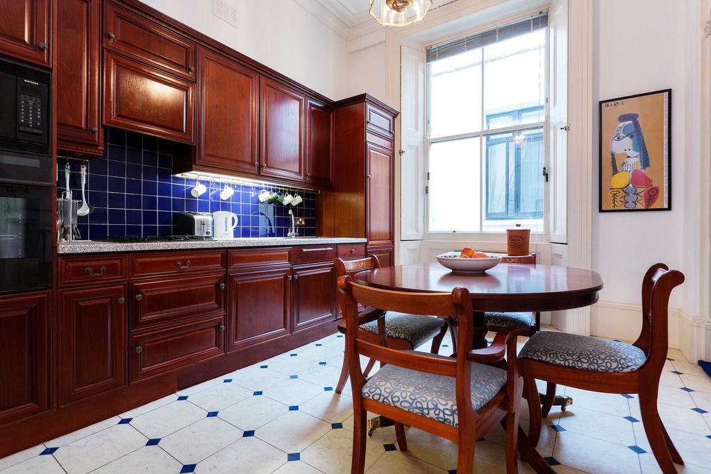 Veeve - Queen'S Gardens Flat London Bilik gambar